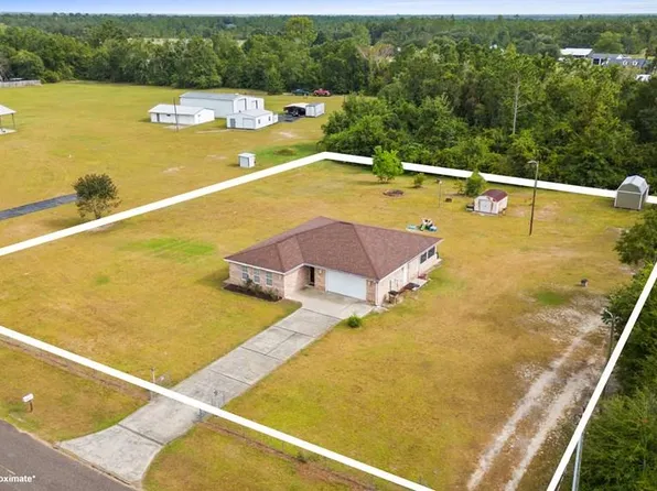 158 Our Town Rd, Wewahitchka, FL 32465