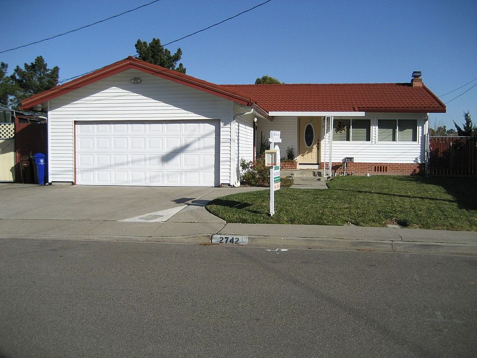 Upgraded Home! New roof, new bathrooms, hardwood floors, 2 car garage