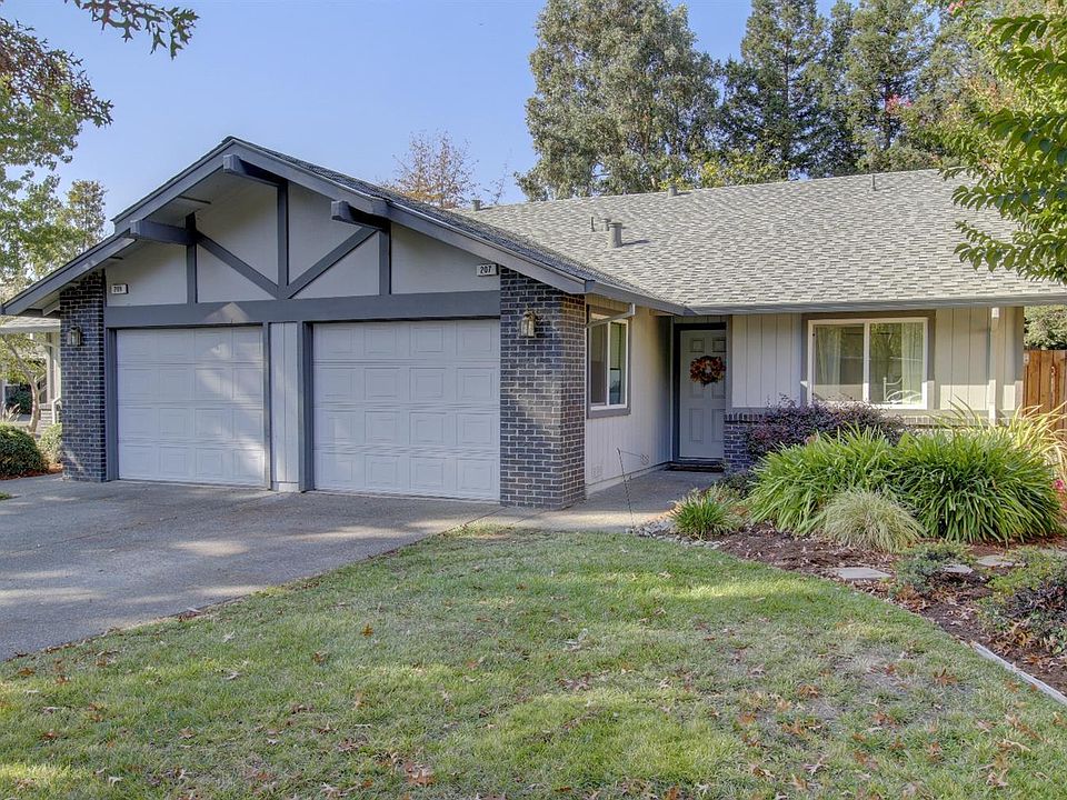 1st image of 207 Usher Drive N