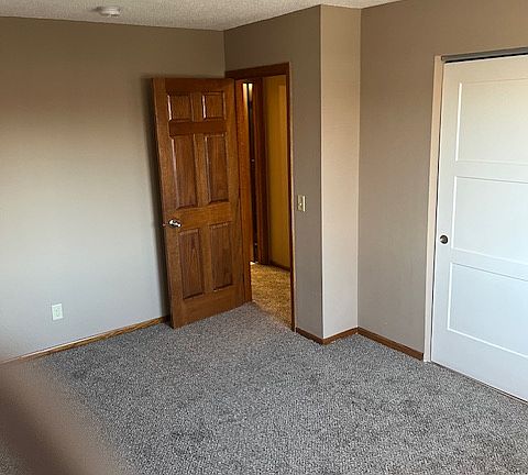4th image of 2301 Pillsbury Ave S APT 19