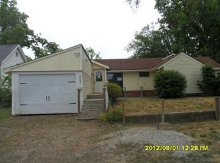 2005 Montezuma St, Leavenworth, KS 66048