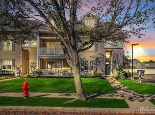 915 Montague Ave, Iselin, NJ 08830