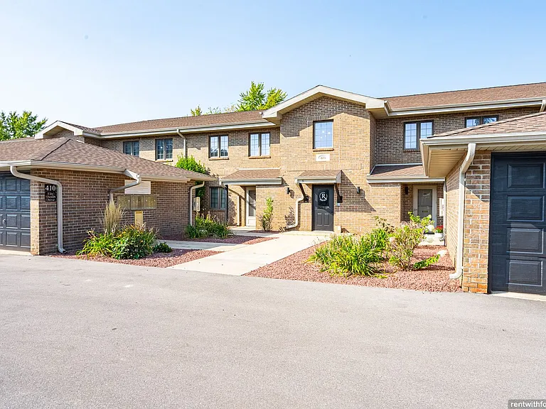 410 Fox Shores Dr — Photo 23