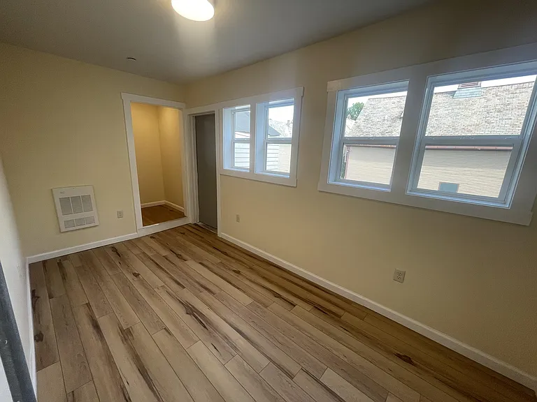 6 1/2-1/2 N Winooski Ave #14 — Photo 32