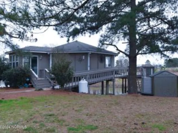 380 Bald Cypress Drive, Vass, NC 28394