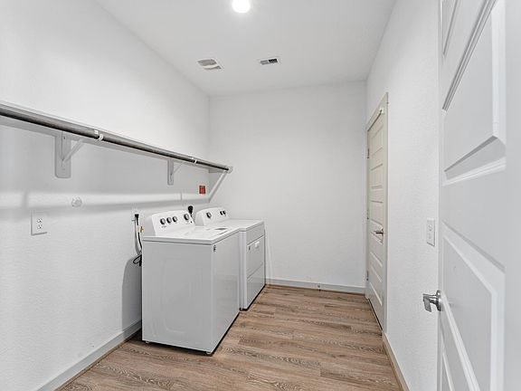 5th image of 28603 Hazel Trl