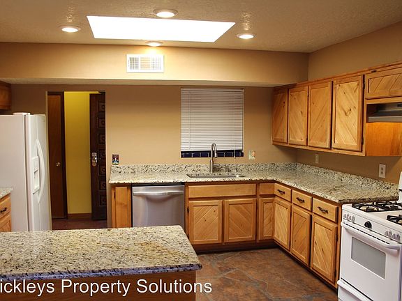 5th image of 224 Monte Alto Pl NE