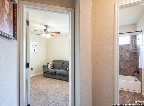 4th image of 2236 Hawk Dr