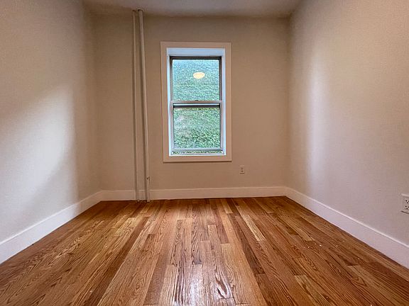 5th image of 164 Clinton Ave #23E