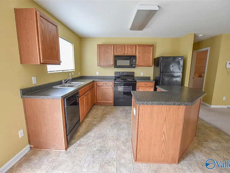 15395 Mill Valley Dr — Photo 11