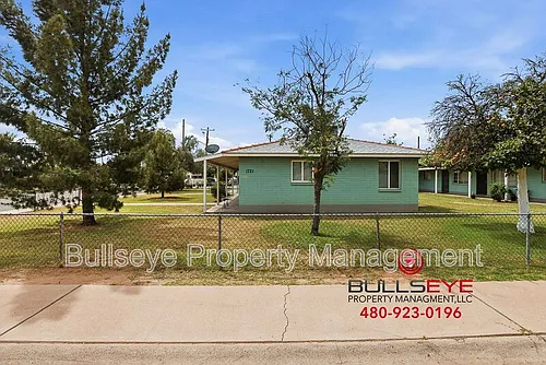 1721 E Moreland St #2 Photo 1