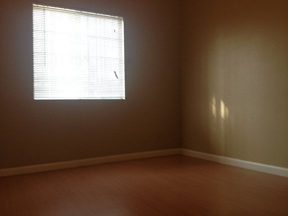 bedroom 02