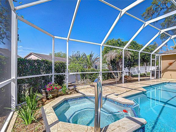 3rd image of 4609 Compass Oaks Dr