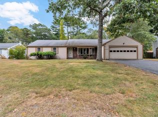 180 Buckskin Path, Centerville, MA 02632