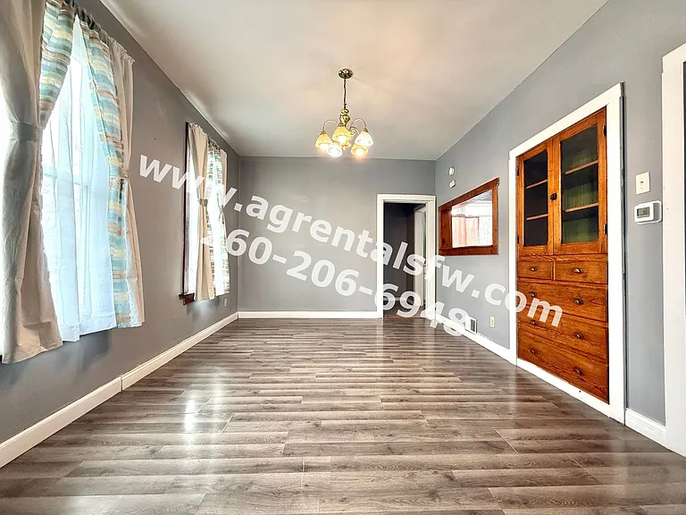 116 E Pontiac St — Photo 11