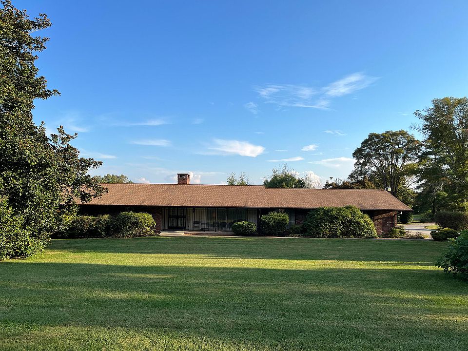 2nd image of 724 Largo Vista Rd