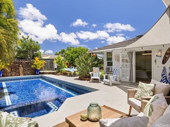 279 Aikahi Pl, Kailua, HI 96734
