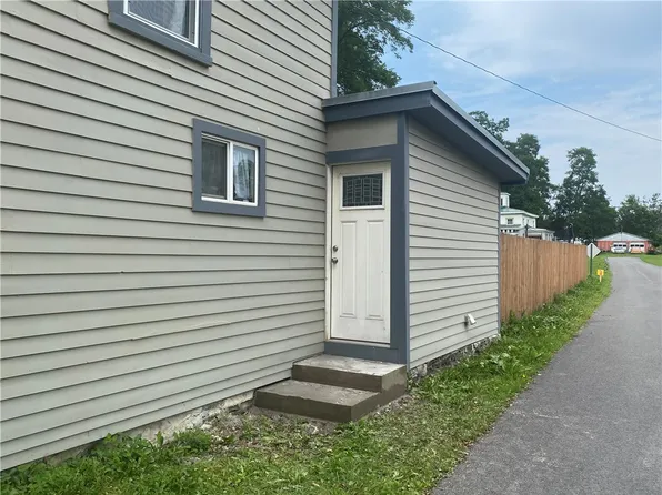 3 Earls Rd, Hartwick, NY 13348