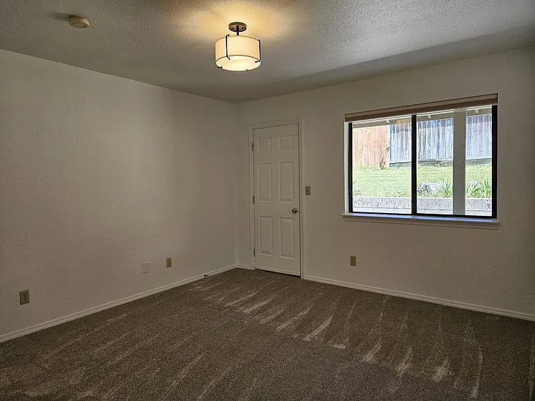 223 Bear Springs Rd #B — Photo 19