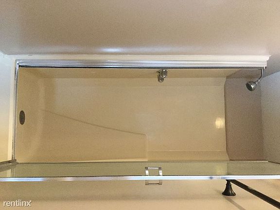 5th image of 3114 Edwards Pl APT 302
