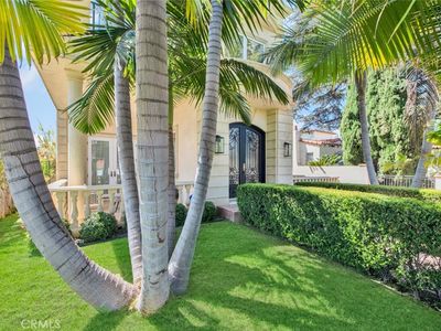 123 N Doheny Dr, Beverly Hills, CA, 90211