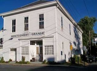 26 Wallkill Ave, Montgomery, NY 12549