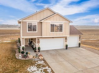 2312 14th Ave E, Williston, ND 58801