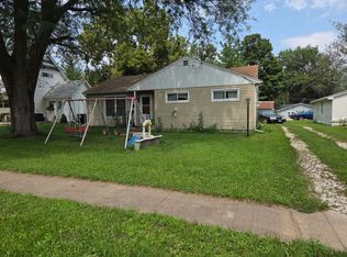 825 Locust St, Carthage, IL 62321