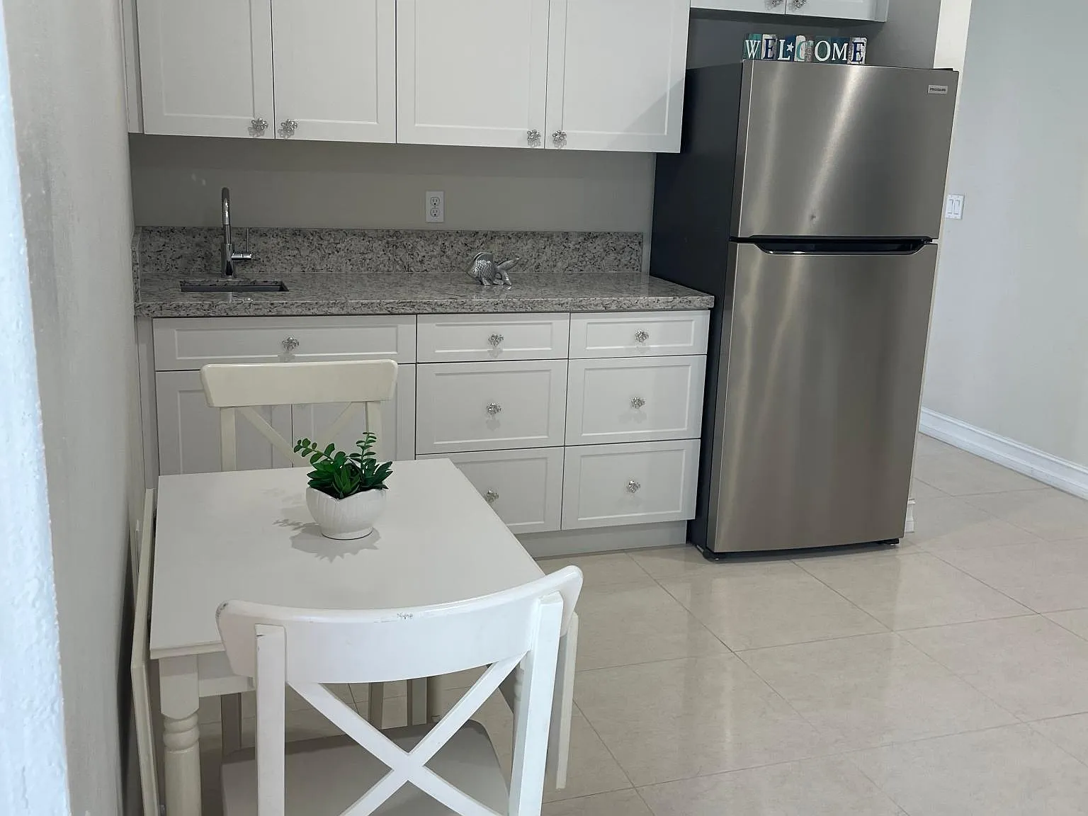 30 Coconut Dr — Photo 3
