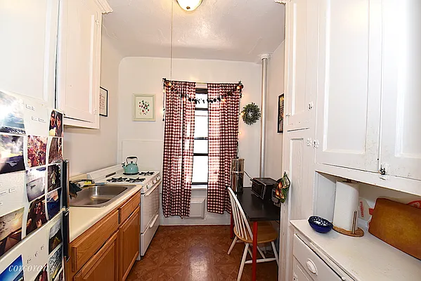 Rented by Corcoran | media 16
