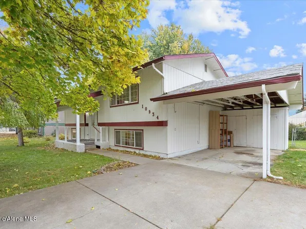 10934 N Maple St, Hayden Lake, ID 83835