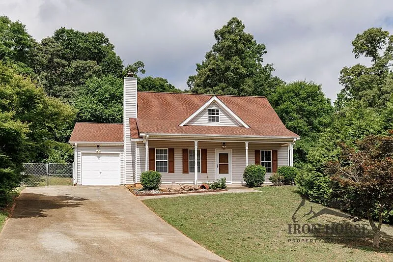Building Photo - 3978 Pinedale Ln