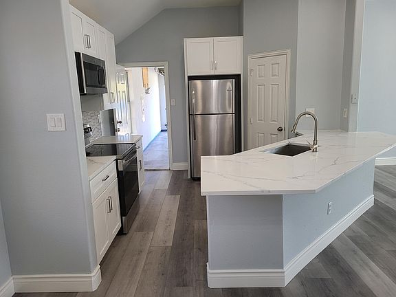 4th image of 1509 West St