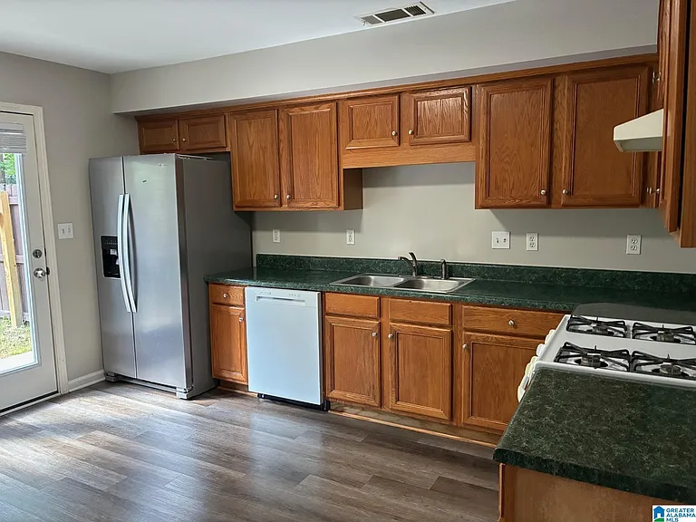 329 Rocky Ridge Cir — Photo 8