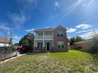 1426 Magnolia Dr, College Station, TX 77840