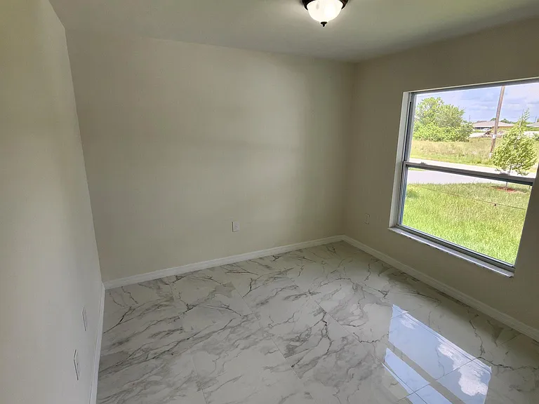 2127 Armour Rd — Photo 22