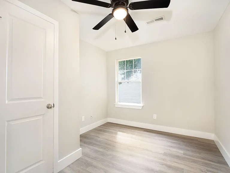 3313 Florida Ave — Photo 3