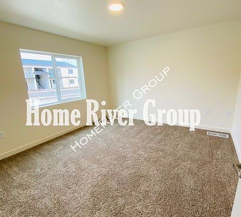 2nd image of 2817 Blackfoot Ln #101