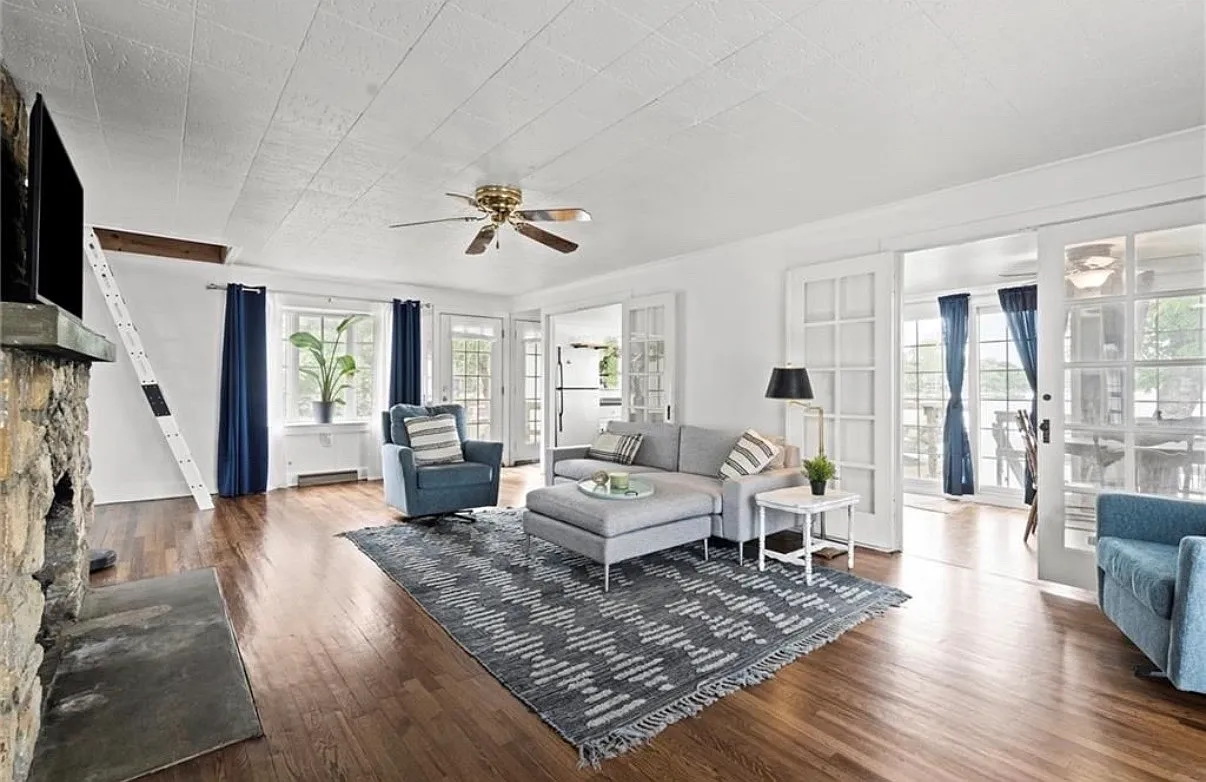 2 bed, 1410 sqft, $2,800 — Photo 4