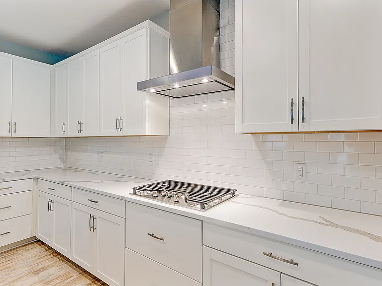4000 Burdick Loop — Photo 8