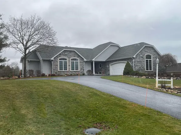 5608 Linksview Way, Gladwin, MI 48624