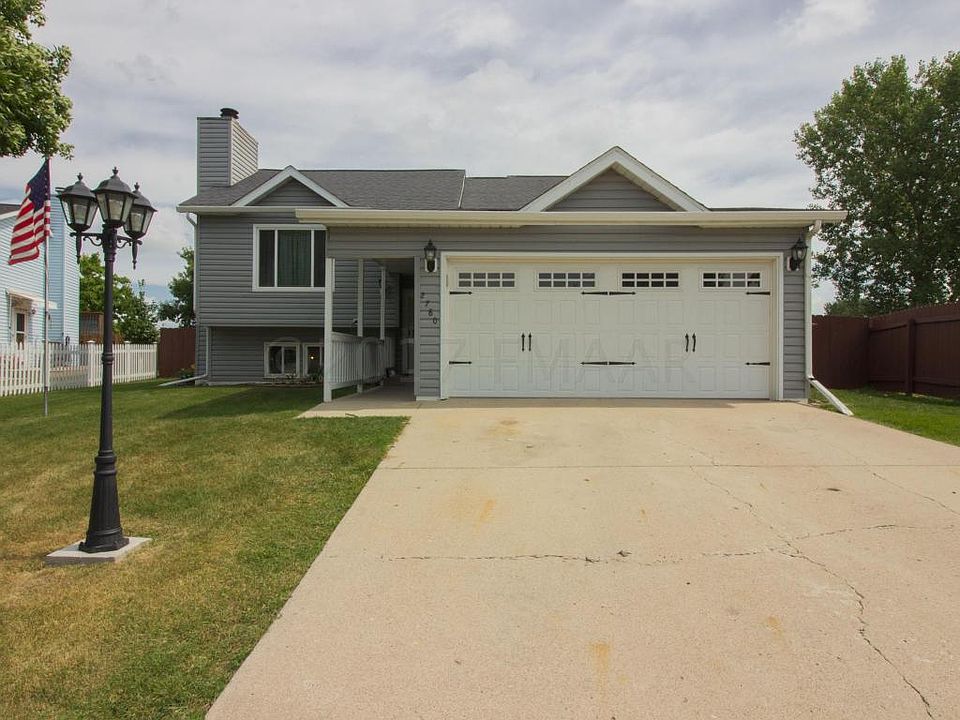 1st image of 2780 26th Street Cir S
