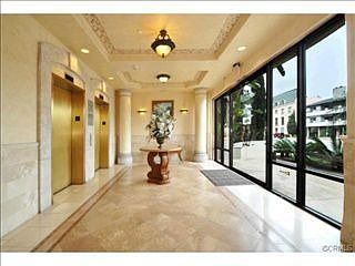 2nd image of 1000 Ocean Blvd #717