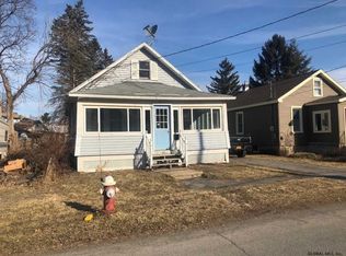 623 Poutre Ave, Schenectady, NY 12306