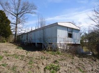 526 Hunt Rd, Lake, MS 39092