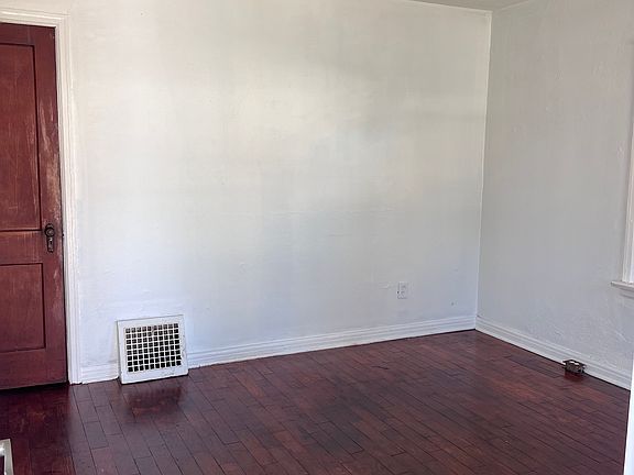 5th image of 3652 Saint Marguerite Ln