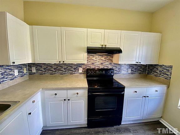 5th image of 337 Woodson Dr
