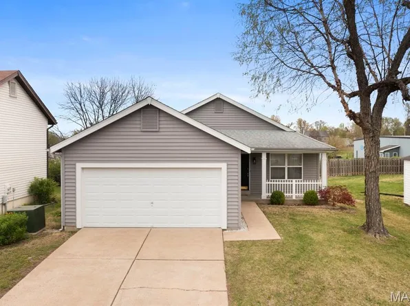 111 Aspencade Cir, Saint Peters, MO 63376