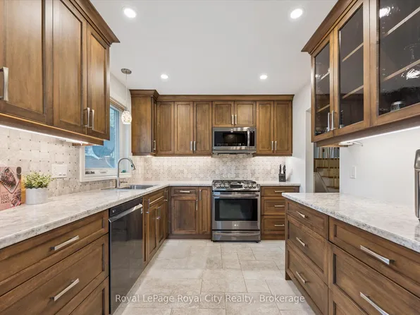 47 Argyle Dr, Guelph, ON N1G 2P4