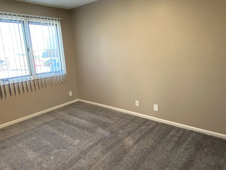 Southdale Square Apartments — Photo 71